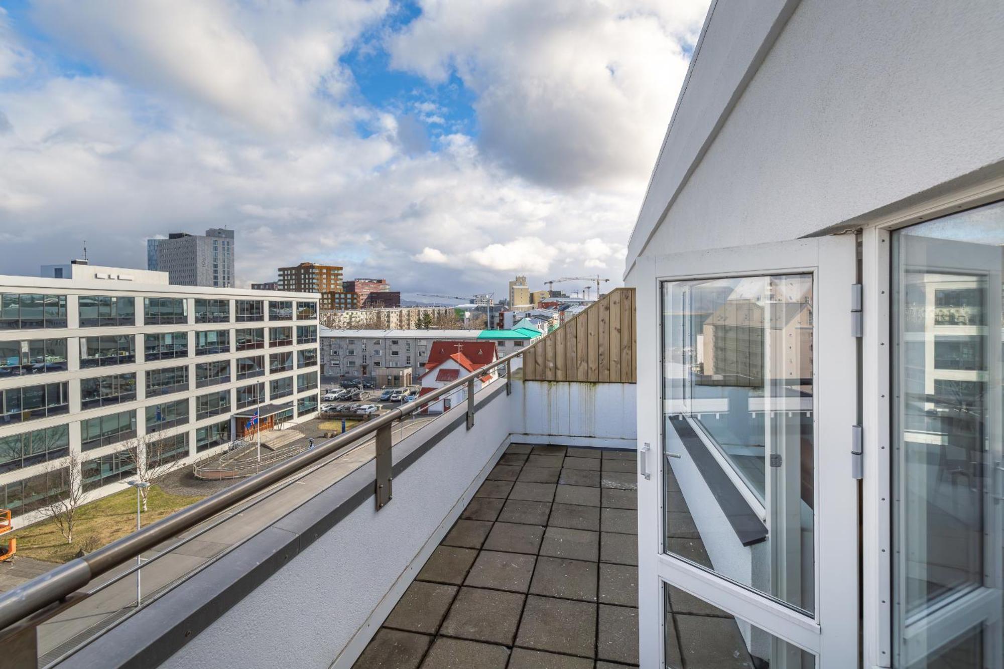 Hlemmur Suites Reykjavík Exteriör bild