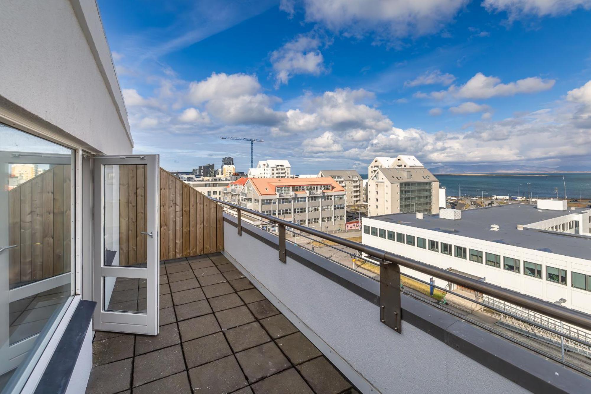 Hlemmur Suites Reykjavík Exteriör bild